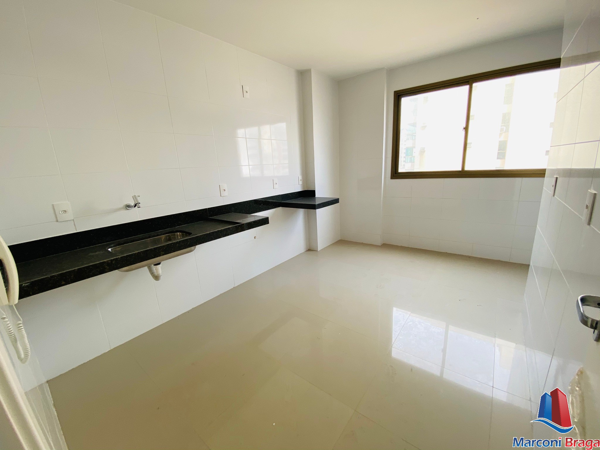 Apartamento à venda com 4 quartos, 148m² - Foto 3