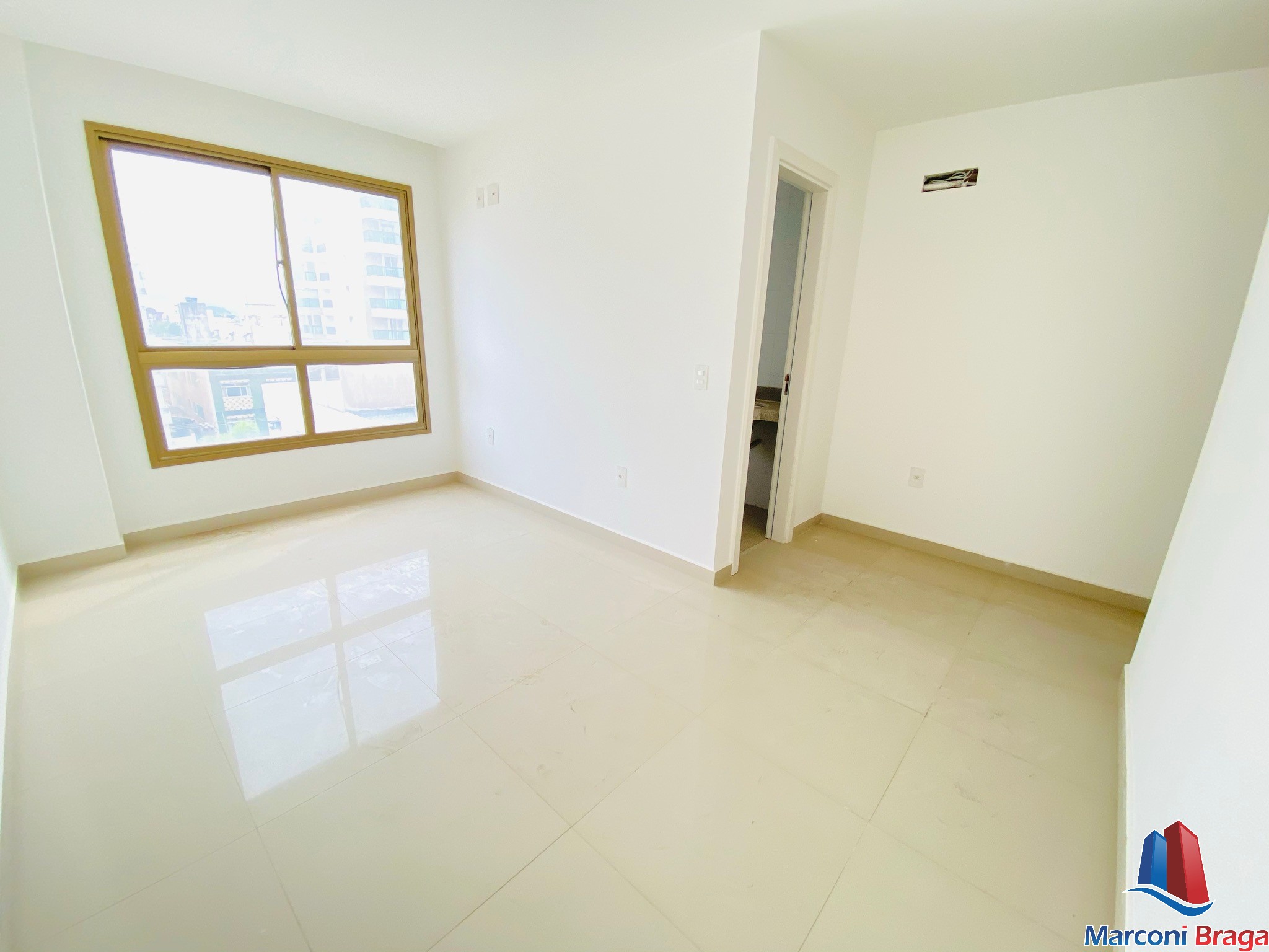 Apartamento à venda com 4 quartos, 148m² - Foto 8