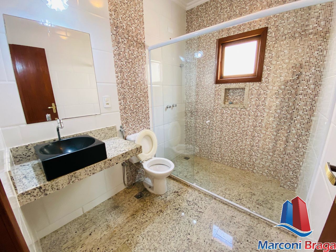 Casa à venda com 5 quartos, 350m² - Foto 10