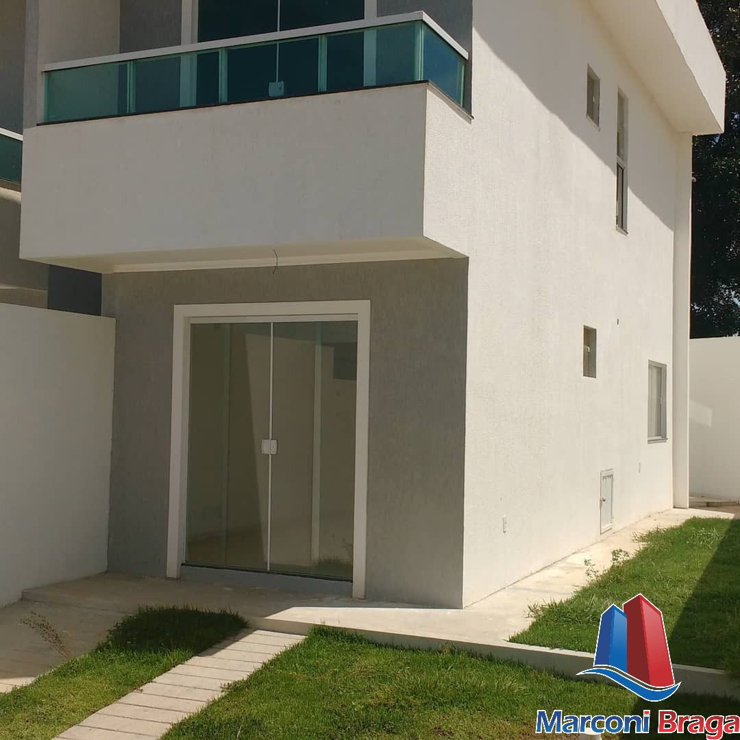 Casa à venda com 2 quartos, 100m² - Foto 2