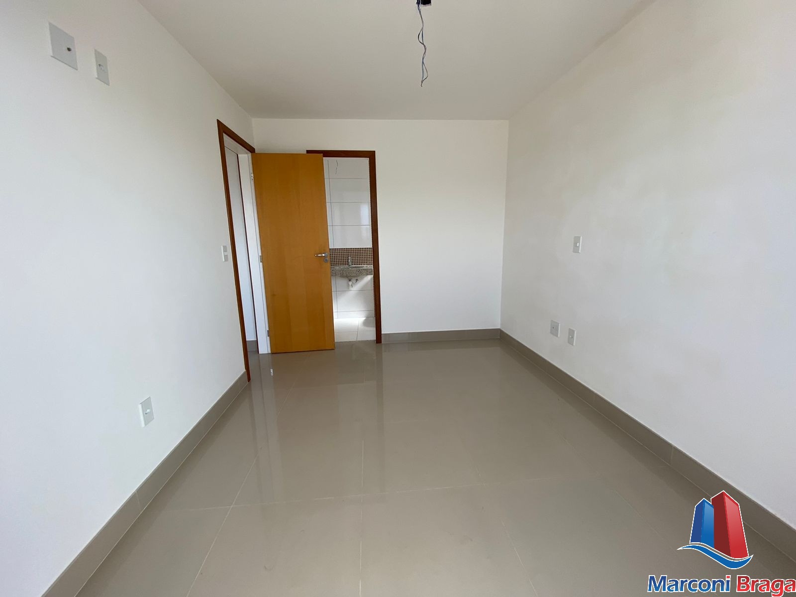 Apartamento à venda com 2 quartos, 66m² - Foto 14