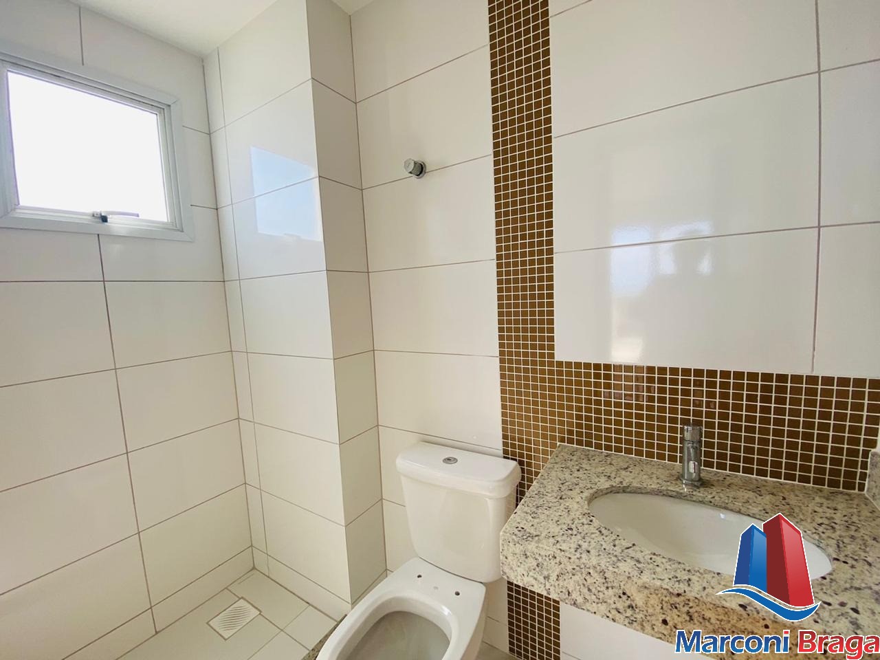 Apartamento à venda com 2 quartos, 77m² - Foto 4