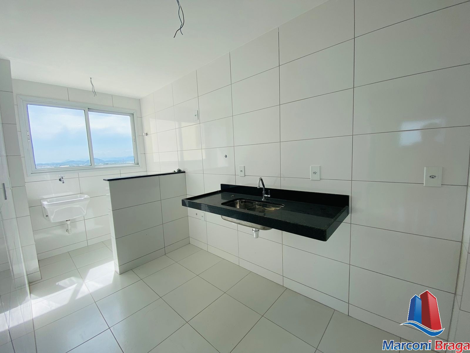 Apartamento à venda com 2 quartos, 77m² - Foto 3