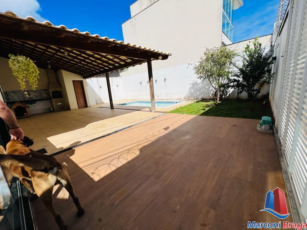 Casa à venda com 3 quartos, 135m² - Foto 16