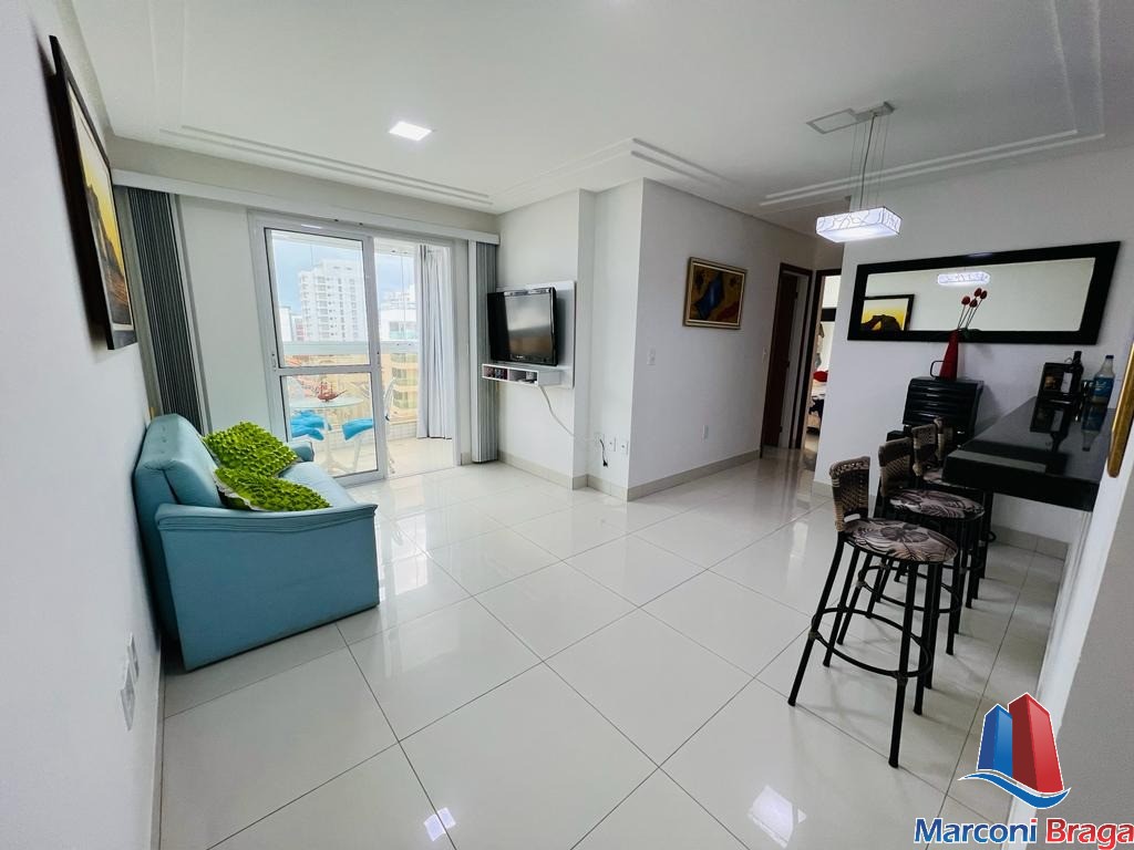 Apartamento à venda com 2 quartos, 70m² - Foto 1