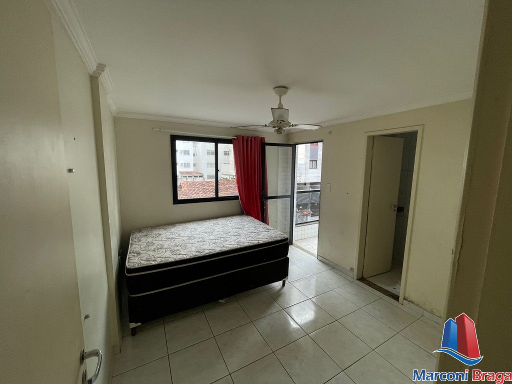 Apartamento à venda com 2 quartos, 70m² - Foto 12