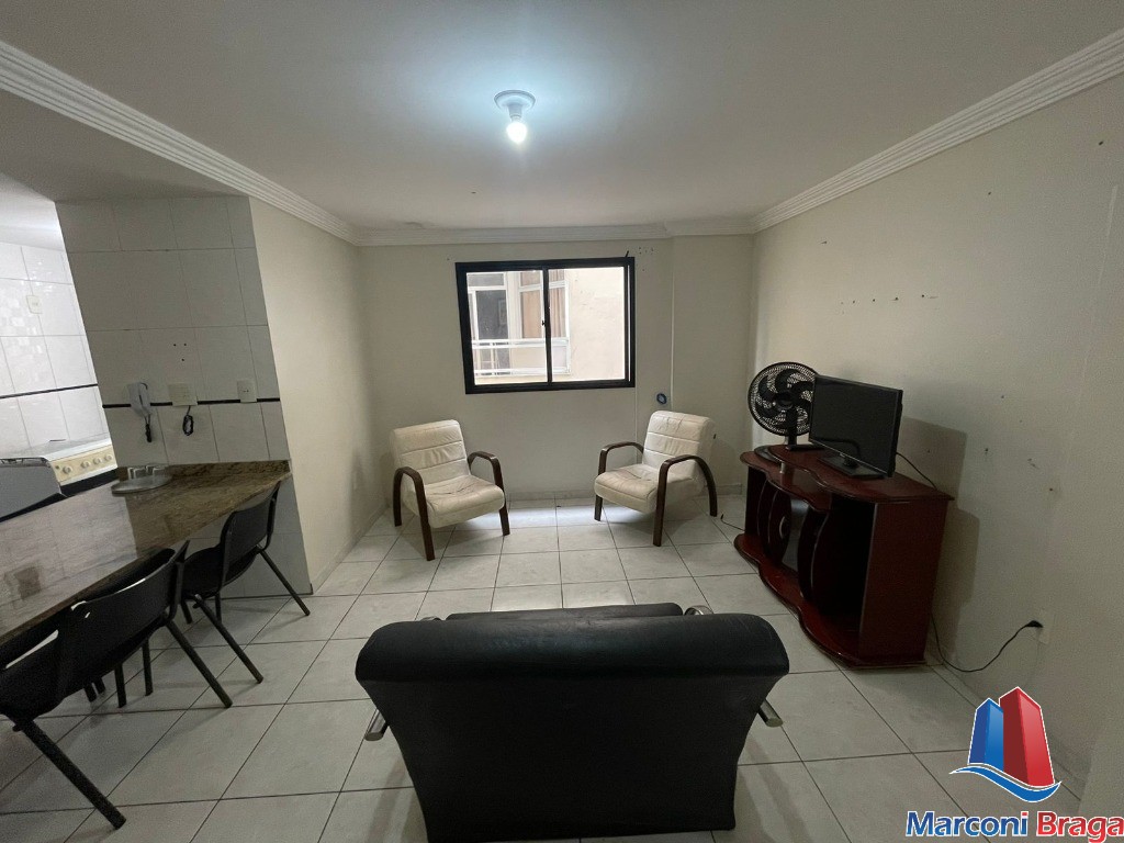 Apartamento à venda com 2 quartos, 70m² - Foto 3