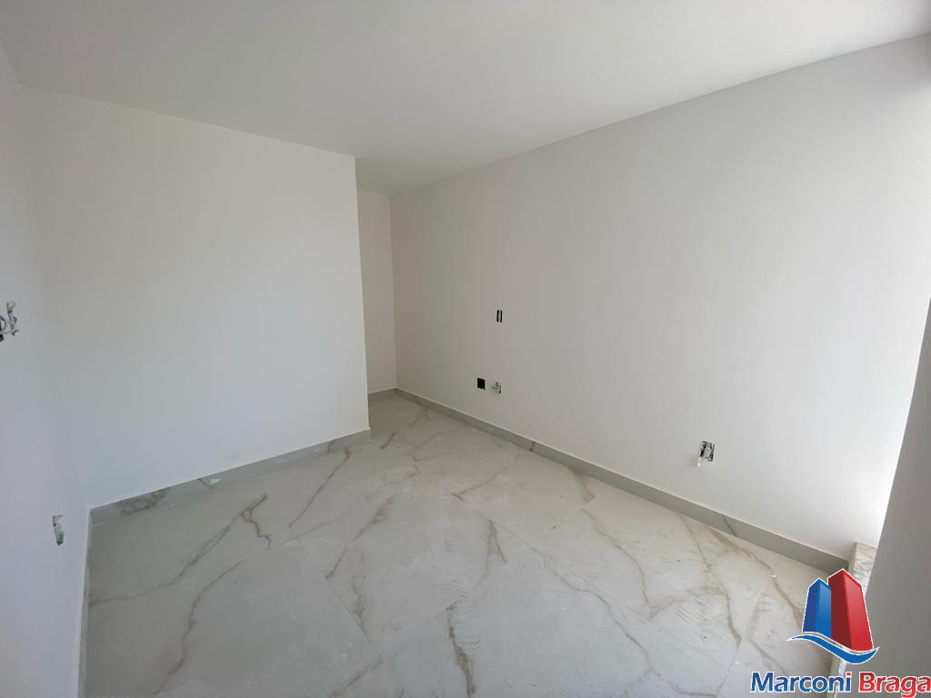 Apartamento à venda com 2 quartos, 66m² - Foto 4