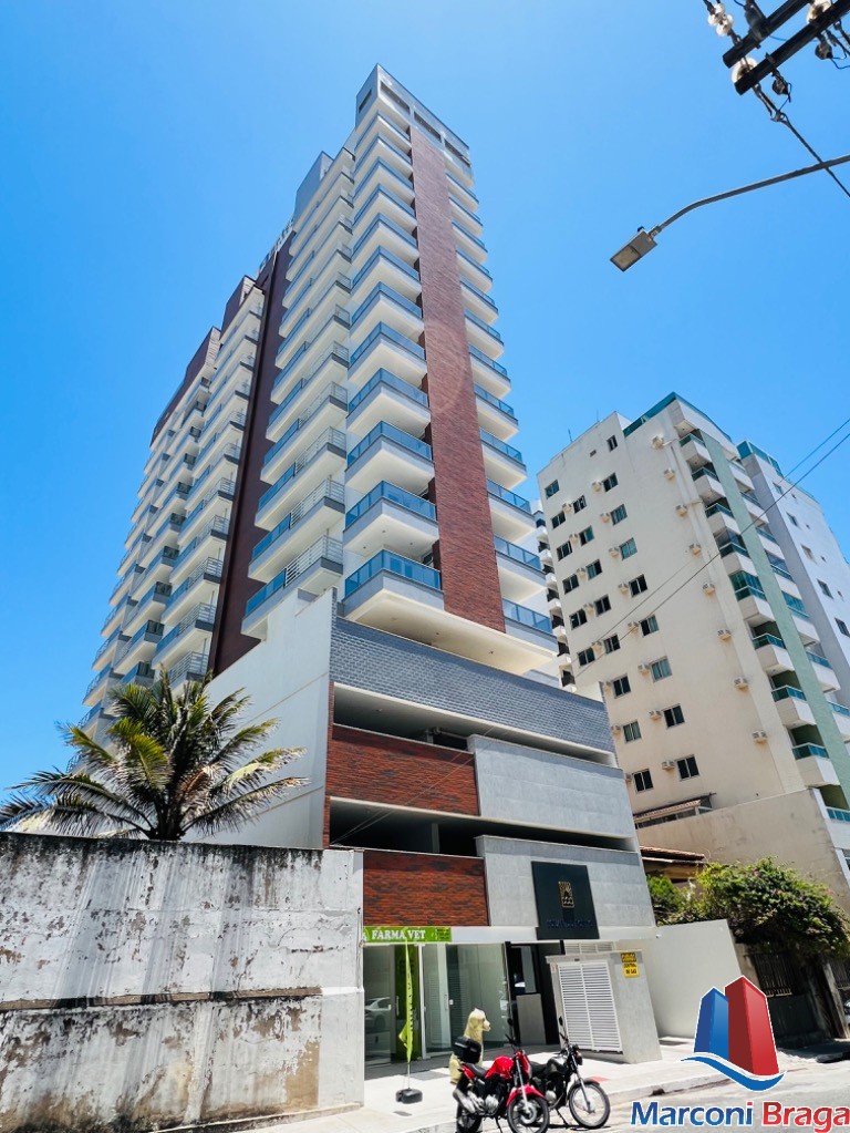 Apartamento à venda com 2 quartos, 70m² - Foto 2