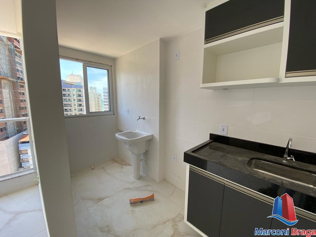 Apartamento à venda com 2 quartos, 66m² - Foto 2