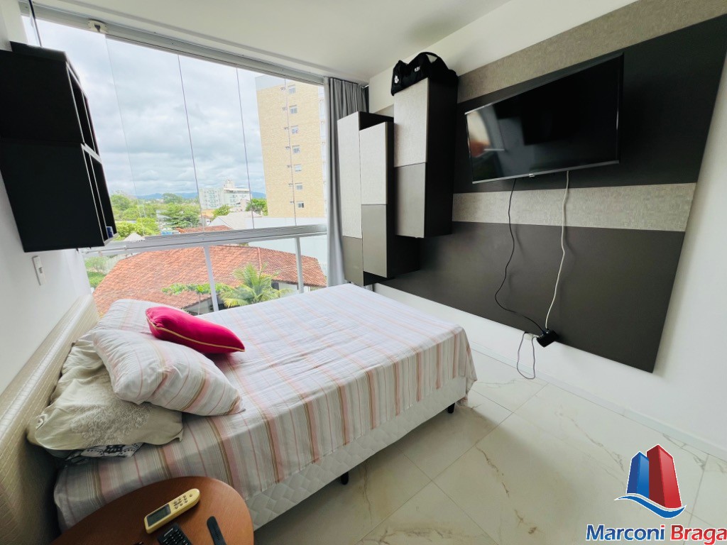 Apartamento à venda com 2 quartos, 67m² - Foto 14