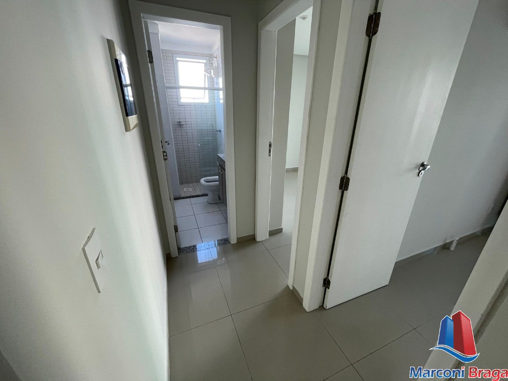 Apartamento à venda com 2 quartos, 80m² - Foto 11