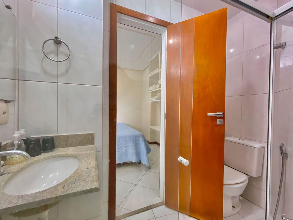 Apartamento à venda com 3 quartos, 123m² - Foto 11