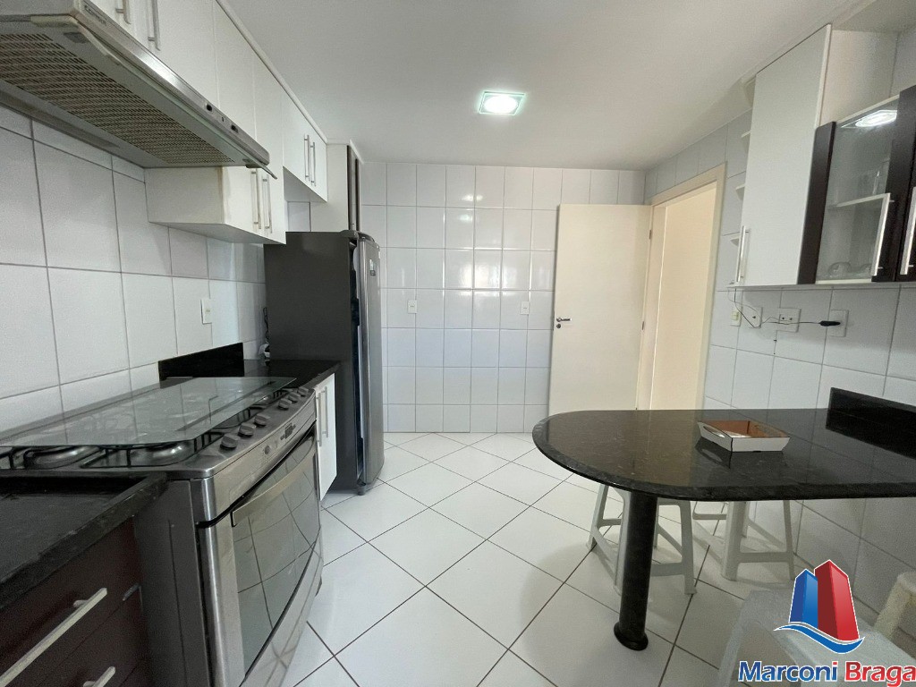 Apartamento à venda com 3 quartos, 96m² - Foto 3