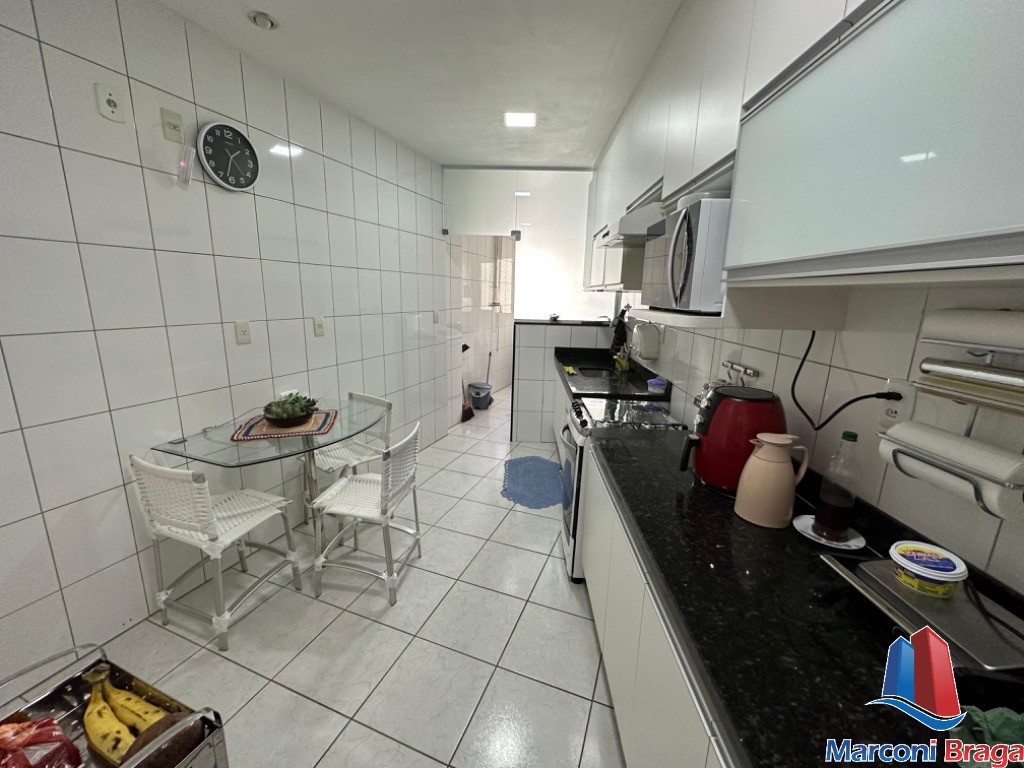 Apartamento à venda com 3 quartos, 95m² - Foto 18