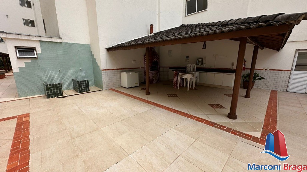 Apartamento à venda com 3 quartos, 75m² - Foto 2