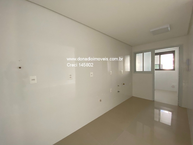 Apartamento à venda com 3 quartos, 139m² - Foto 7