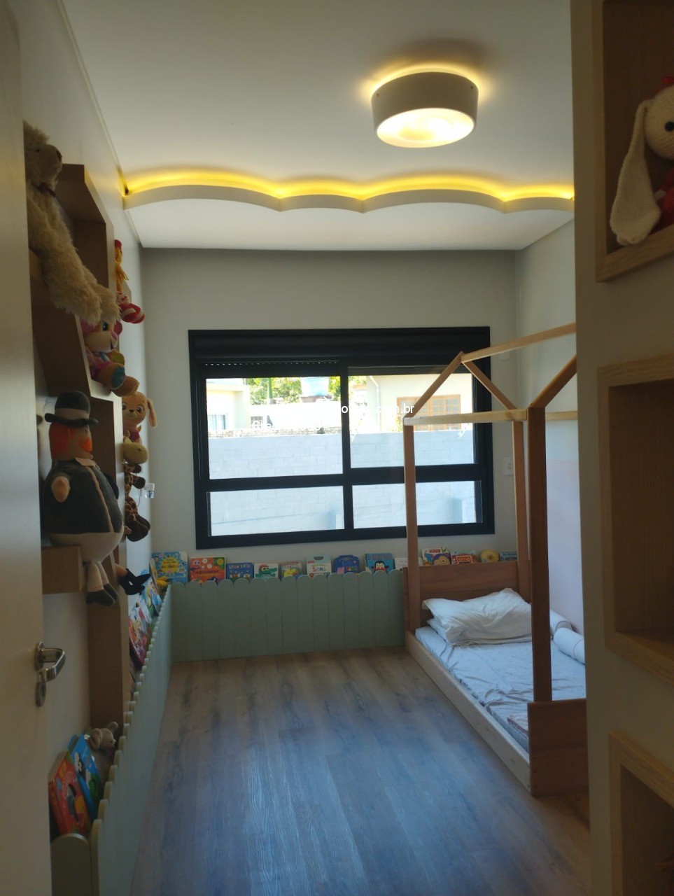 Casa à venda com 4 quartos, 270m² - Foto 15