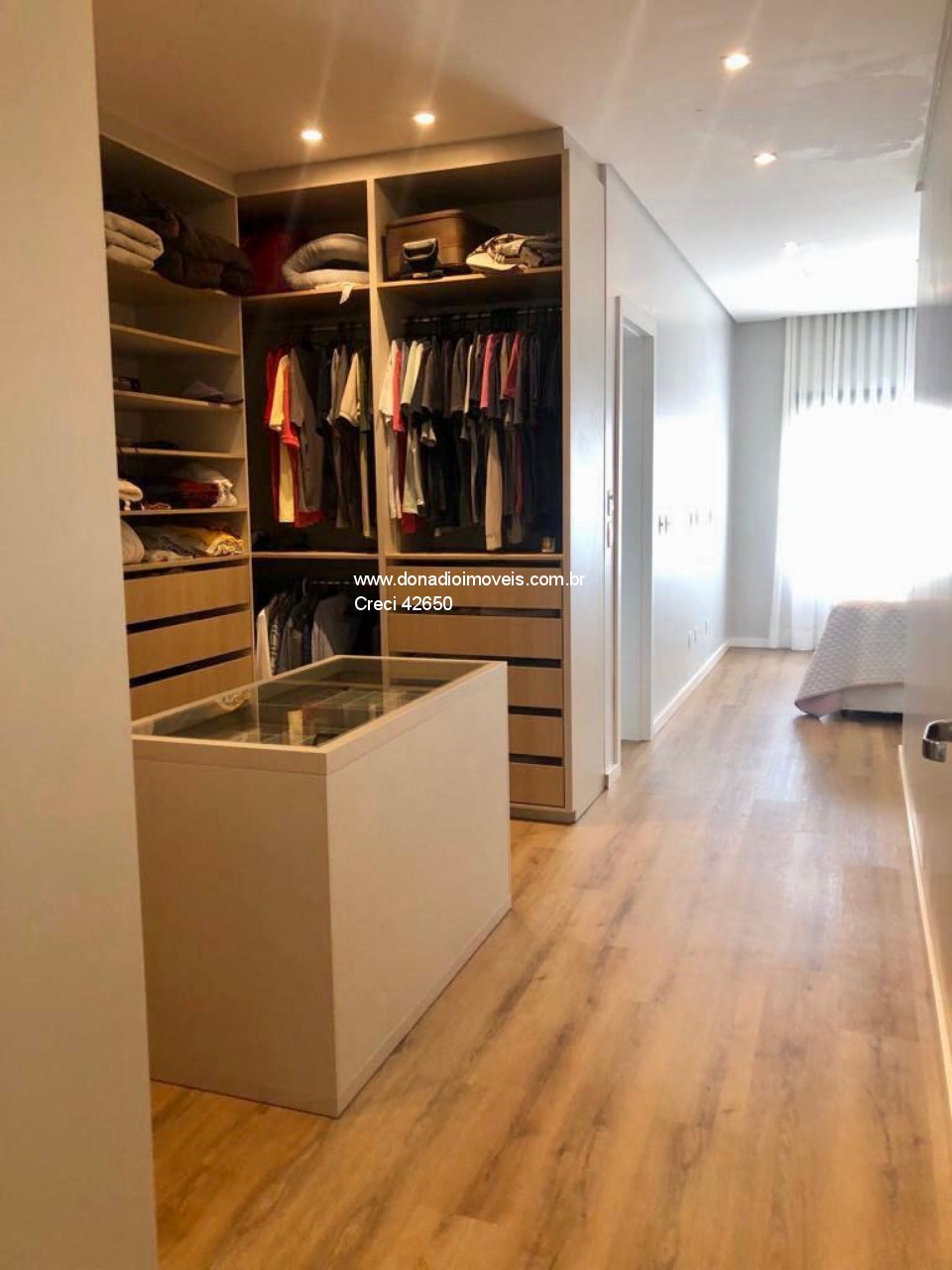 Casa à venda com 4 quartos, 270m² - Foto 17