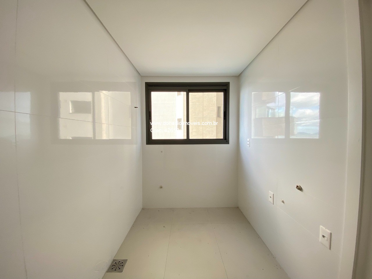 Apartamento à venda com 3 quartos, 250m² - Foto 11