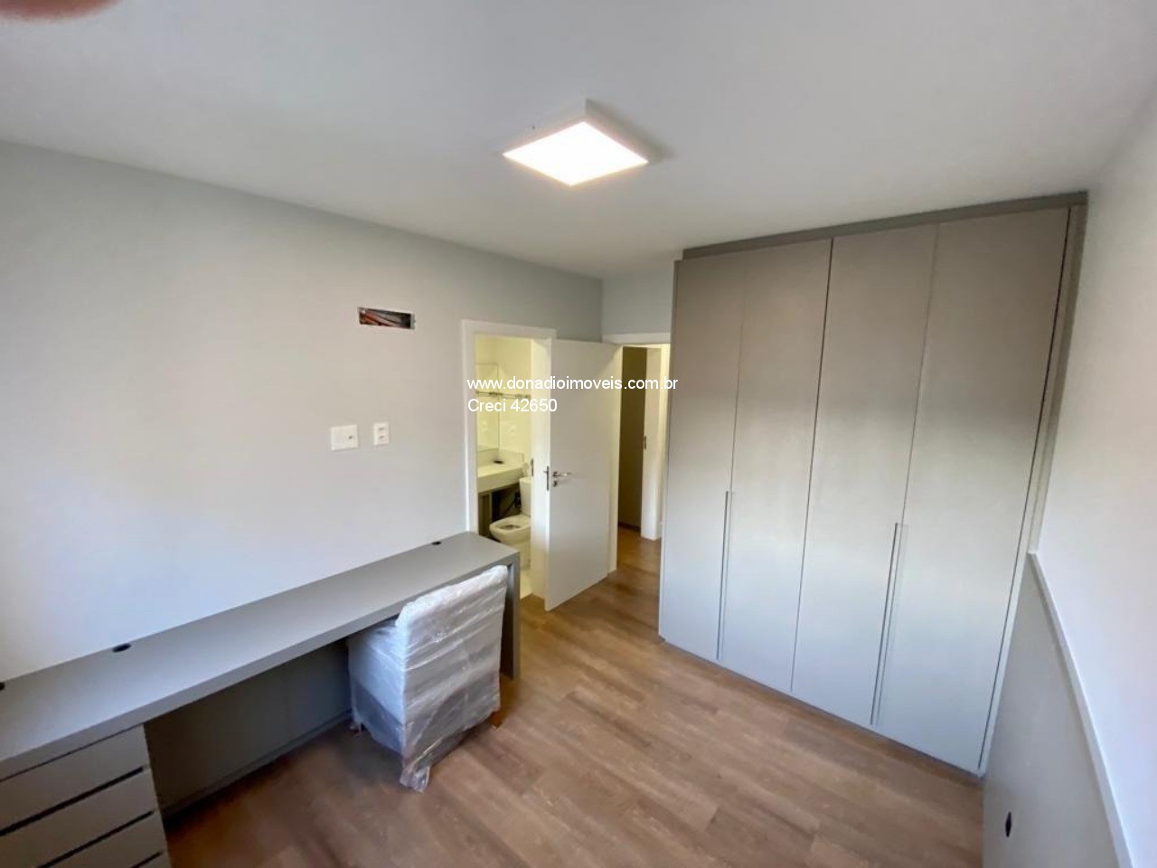 Apartamento à venda com 3 quartos, 136m² - Foto 19