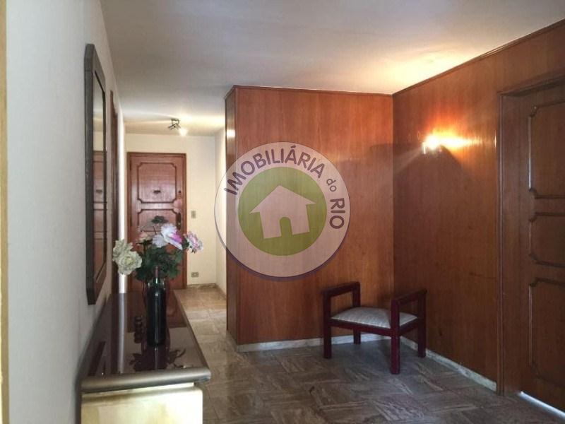 Apartamento à venda com 4 quartos, 251m² - Foto 5