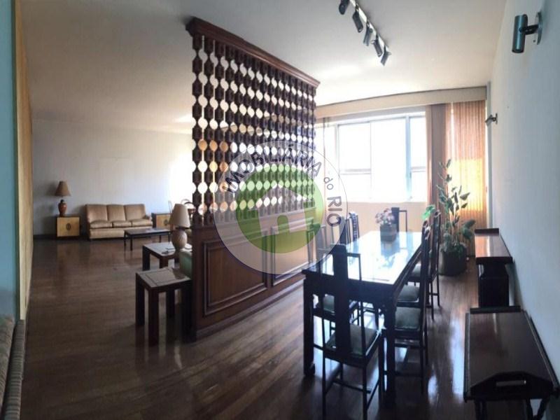 Apartamento à venda com 4 quartos, 251m² - Foto 8