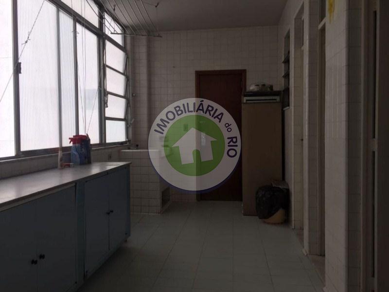 Apartamento à venda com 4 quartos, 251m² - Foto 25