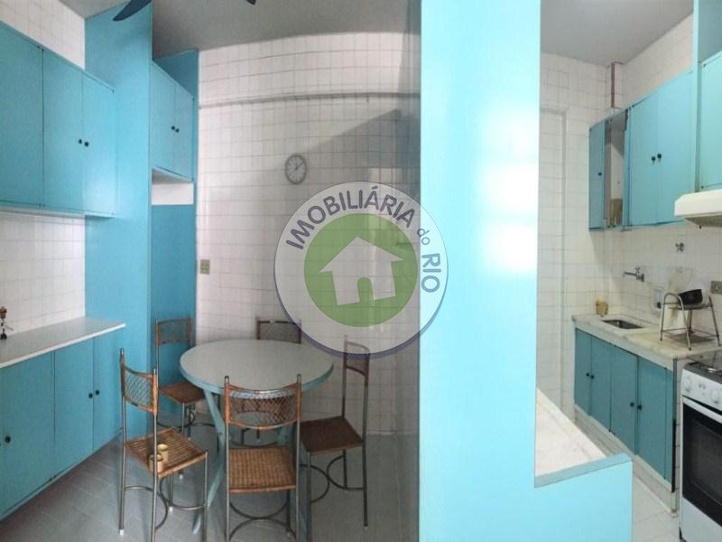 Apartamento à venda com 4 quartos, 251m² - Foto 29