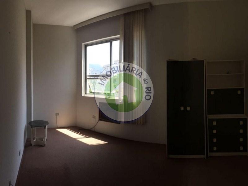 Apartamento à venda com 4 quartos, 251m² - Foto 44