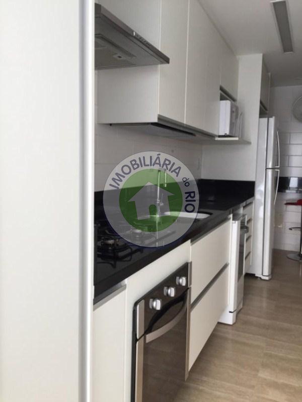 Apartamento à venda com 2 quartos, 90m² - Foto 18