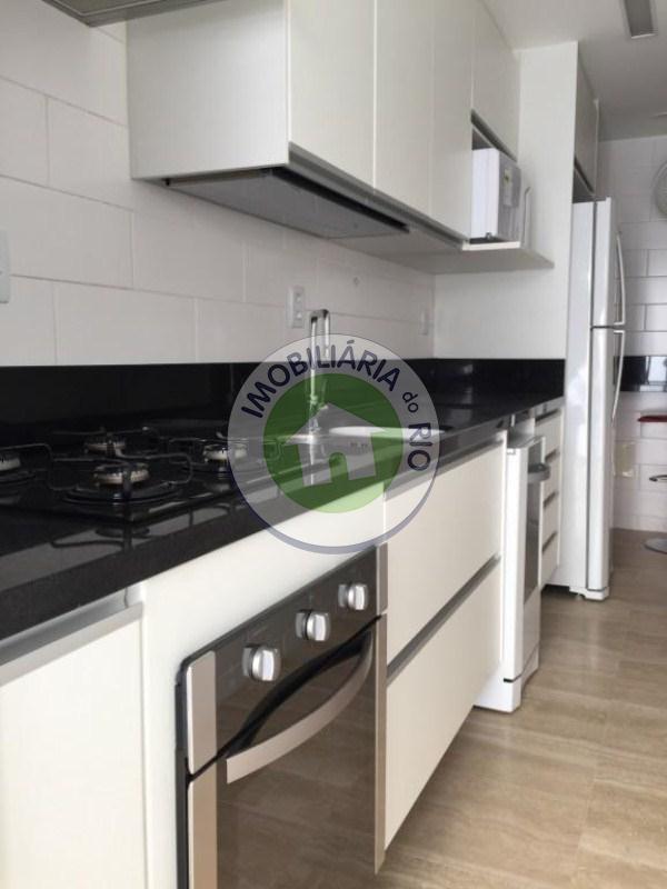 Apartamento à venda com 2 quartos, 90m² - Foto 19