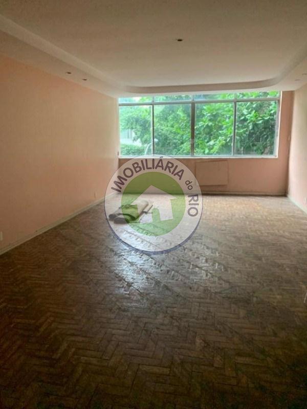 Apartamento à venda com 3 quartos, 170m² - Foto 7