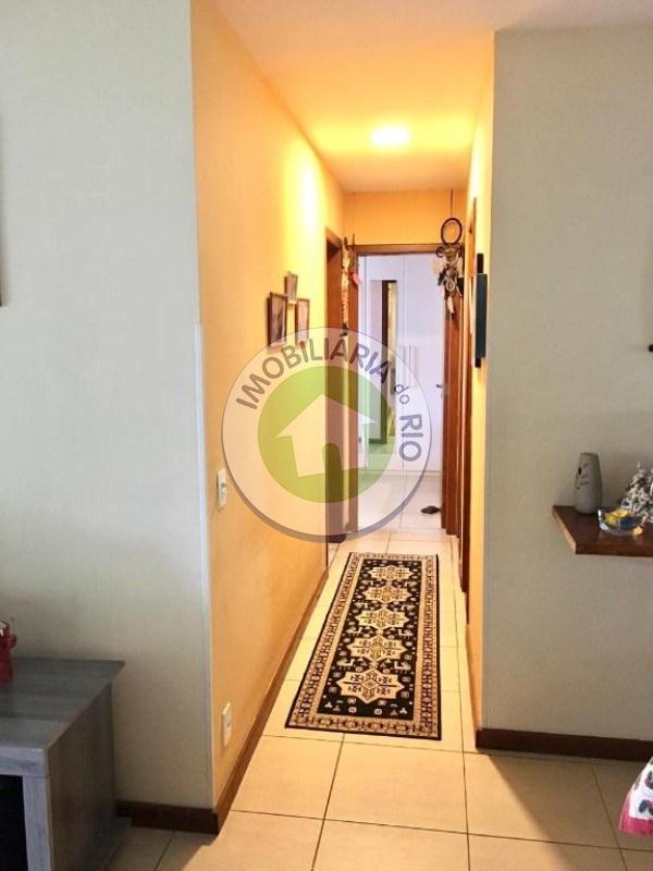 Apartamento à venda com 3 quartos, 135m² - Foto 4