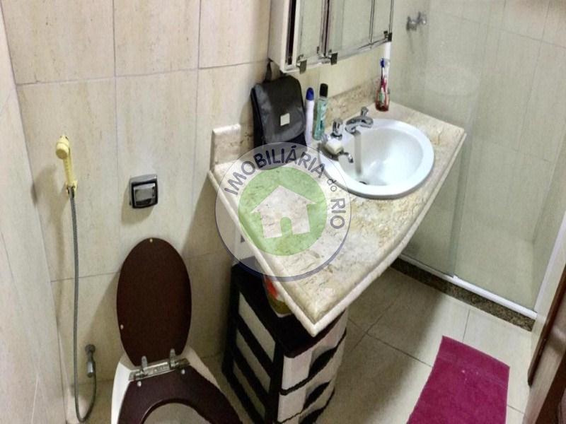 Apartamento à venda com 3 quartos, 135m² - Foto 9