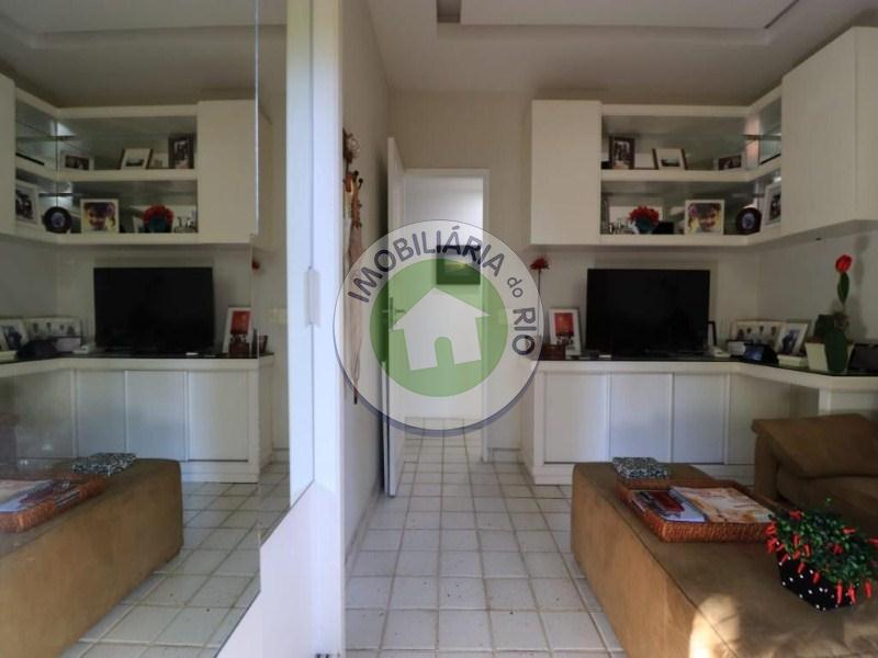 Apartamento à venda com 4 quartos, 156m² - Foto 11