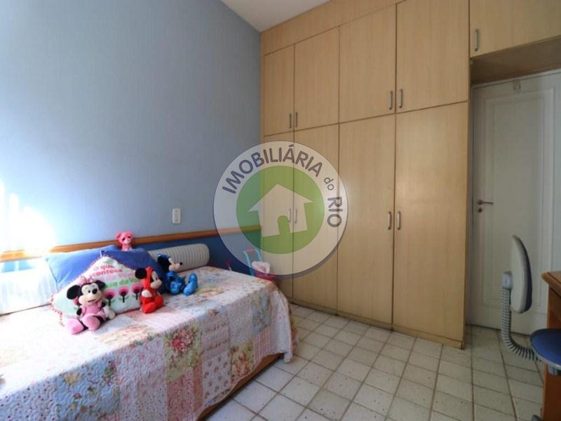 Apartamento à venda com 4 quartos, 156m² - Foto 23