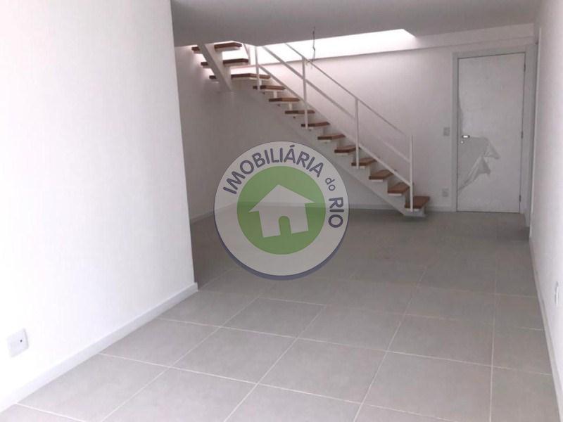 Cobertura à venda com 4 quartos, 270m² - Foto 1