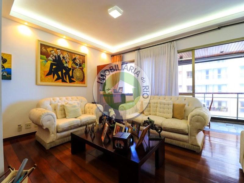 Apartamento à venda com 4 quartos, 250m² - Foto 5