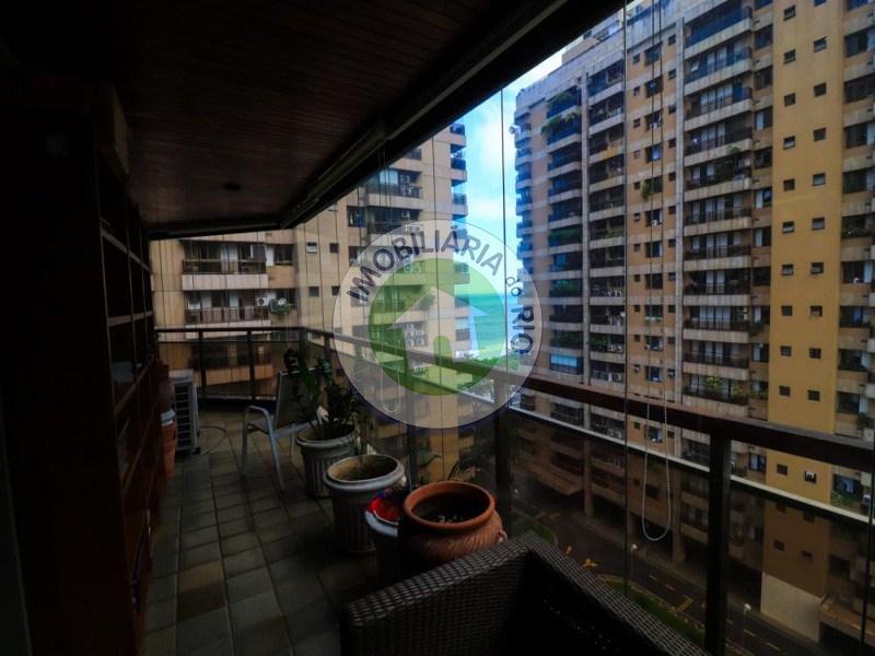 Apartamento à venda com 4 quartos, 250m² - Foto 12