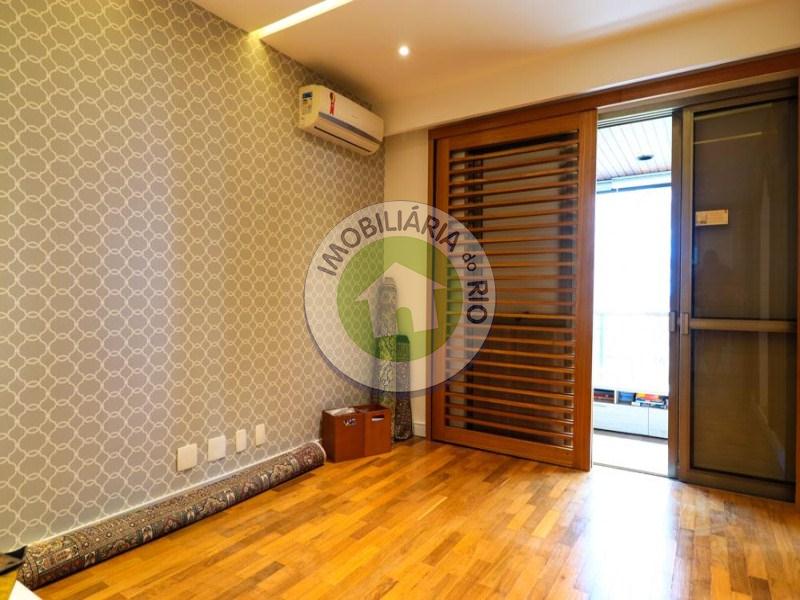 Apartamento à venda com 4 quartos, 250m² - Foto 15