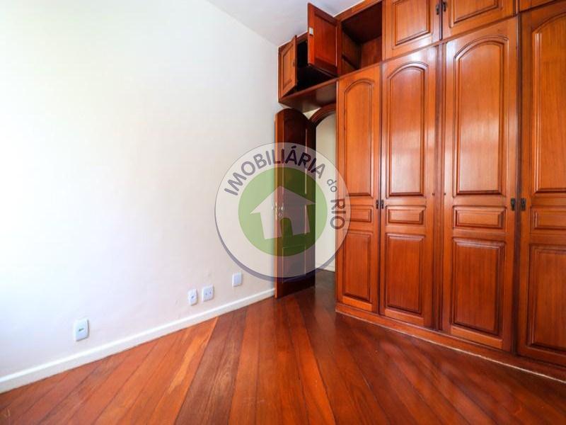 Apartamento à venda com 3 quartos, 125m² - Foto 9