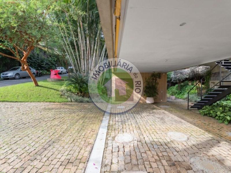 Casa à venda com 4 quartos, 531m² - Foto 5