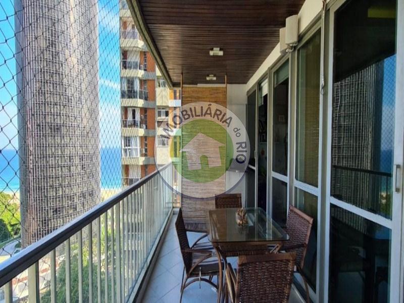 Apartamento à venda com 4 quartos, 146m² - Foto 7