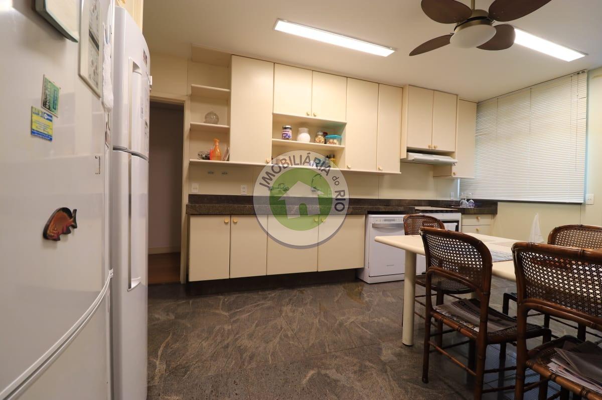 Apartamento à venda com 4 quartos, 292m² - Foto 27