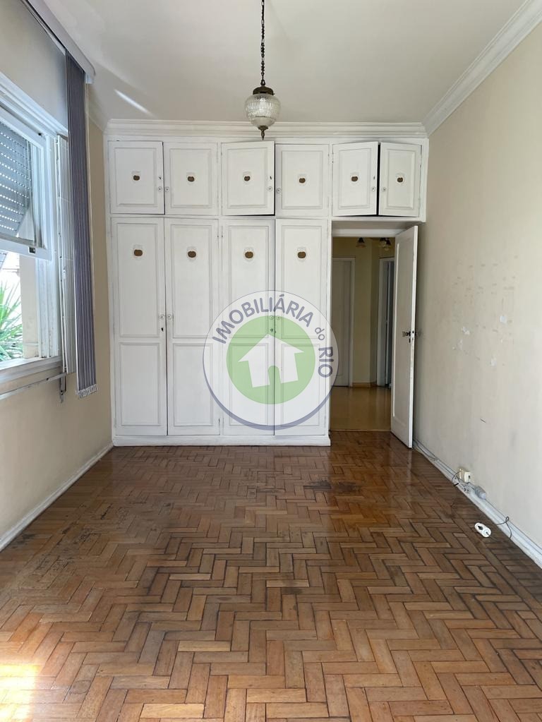 Apartamento à venda com 3 quartos, 144m² - Foto 8