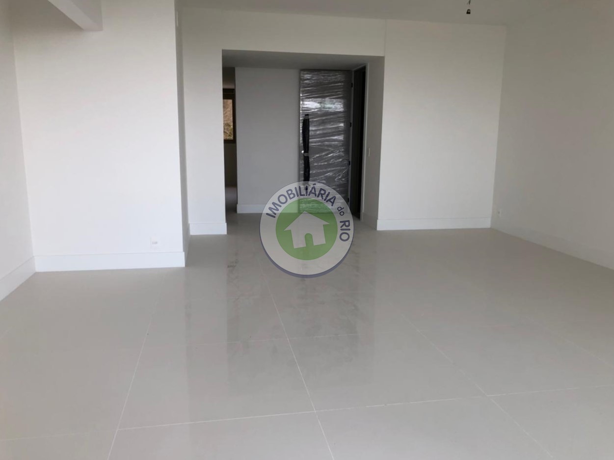 Apartamento à venda com 3 quartos, 147m² - Foto 2