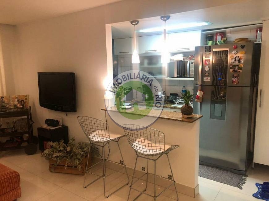 Apartamento à venda com 2 quartos, 68m² - Foto 13