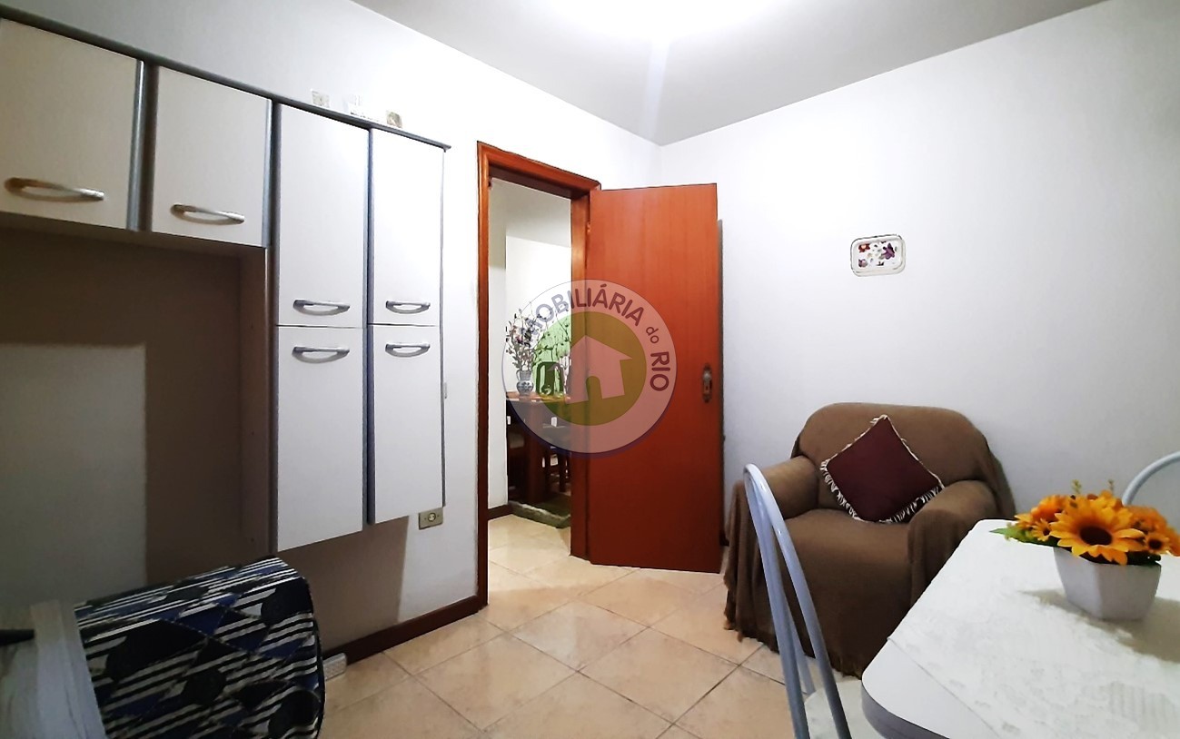 Casa à venda com 2 quartos, 47m² - Foto 18