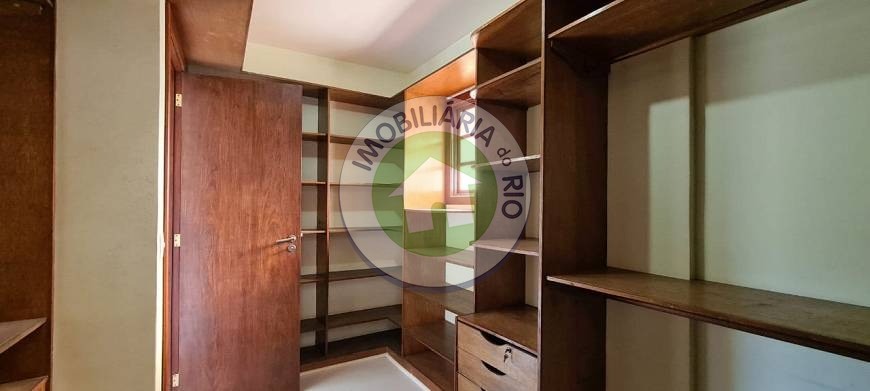 Casa de Condomínio à venda com 6 quartos, 550m² - Foto 25